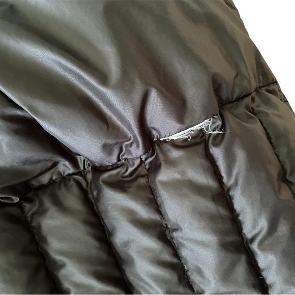 Men’s Patagonia Down Sweater Hoody - Picture 9 of 16